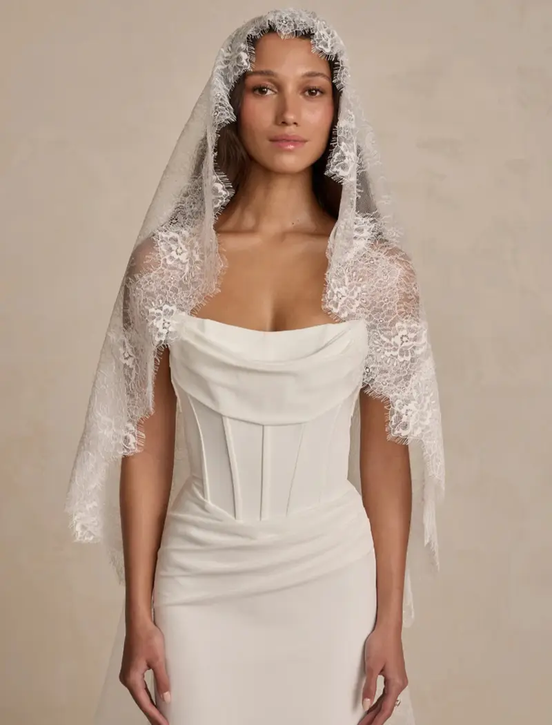 Voile Dentelle Chantilly - Capes et Voiles - Promesse Mariage